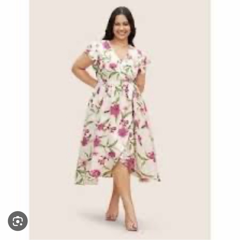 BloomChic Pink and White Floral Midi Dress